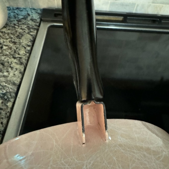 1950s Serendipity Pink and Black Spaghetti Enamel Frypan and Lid - Picture 5 of 8